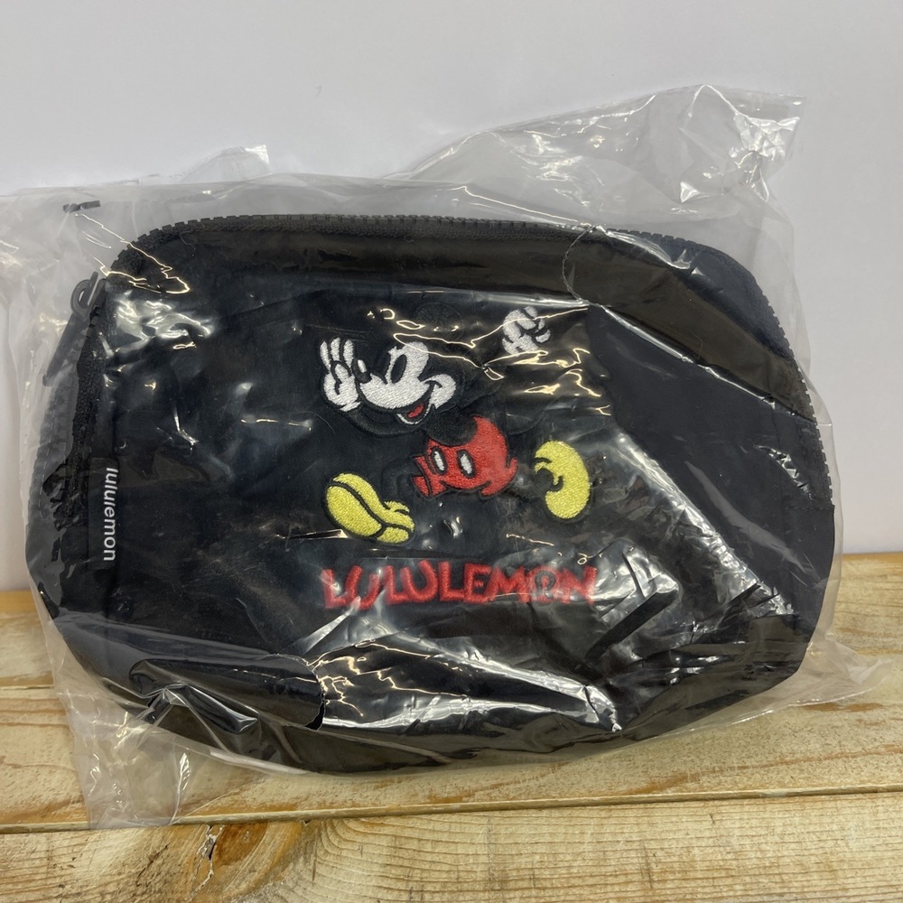 Disney x Lululemon Everywhere Belt Bag 1L Black with Mickey Mouse Embroidery NEW